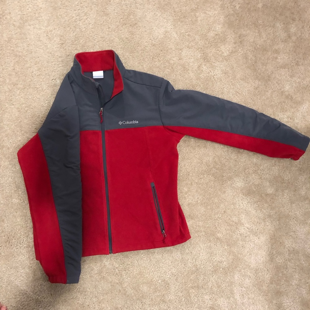 Used Men’s Columbia fleece jacket